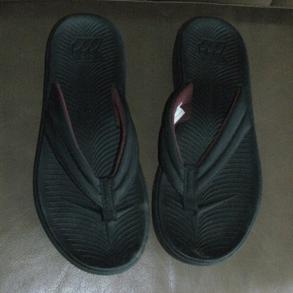 Black Sandals flip flops All in Motion for Target Padded Strap men size 13
